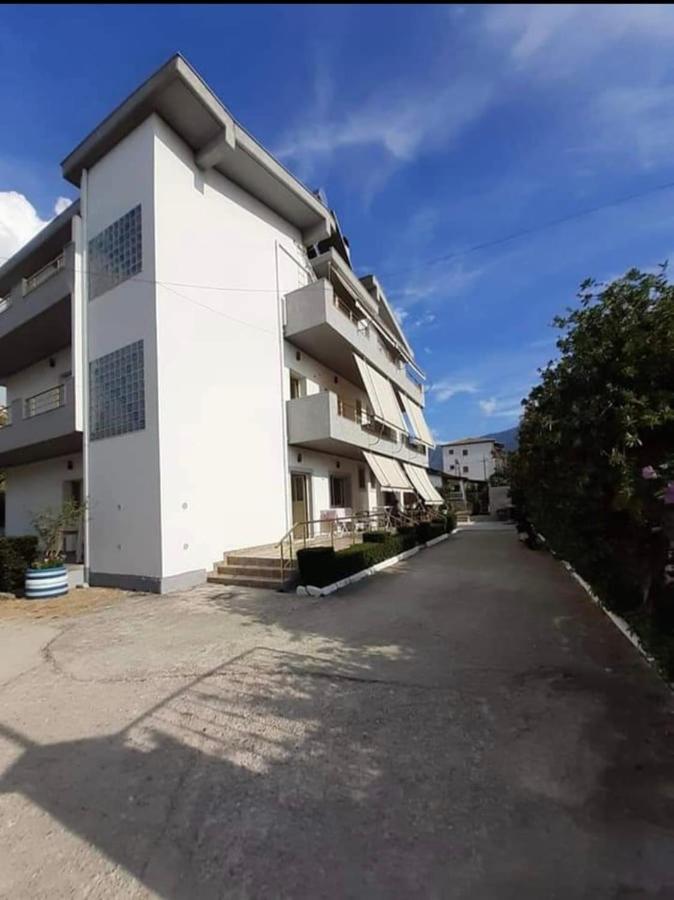 Apartmet Dritan Belulaj Lägenhet Bashkia e Orikumit Exteriör bild