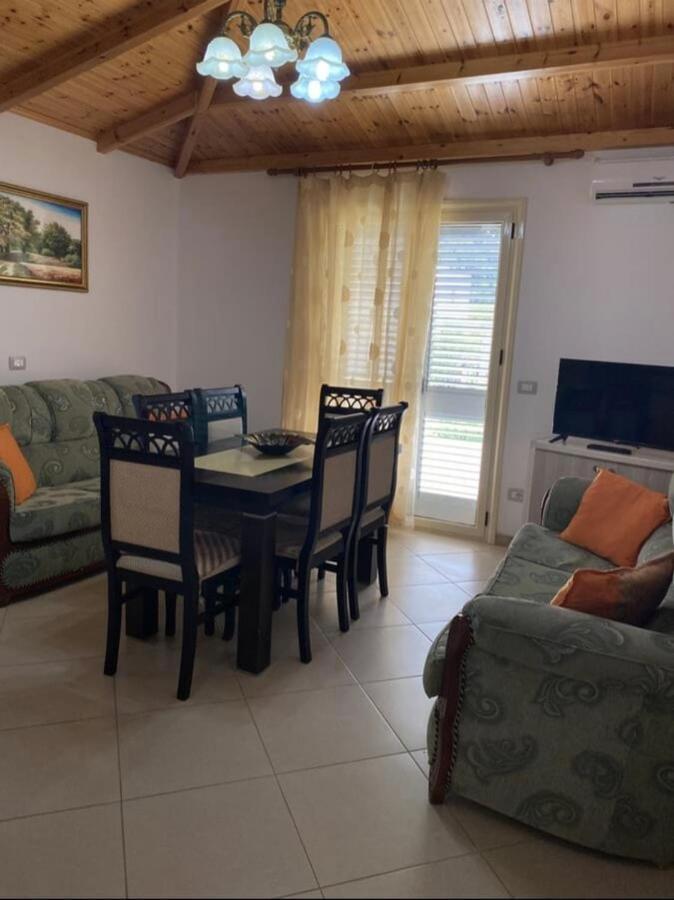 Apartmet Dritan Belulaj Lägenhet Bashkia e Orikumit Exteriör bild